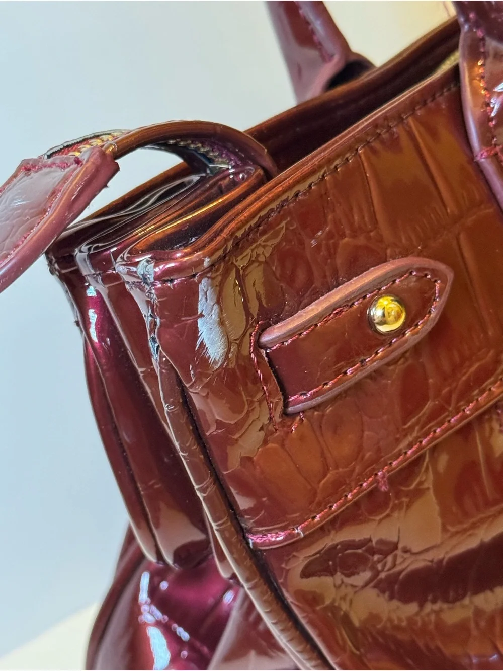 Women's Patent Croc Satchel Handbag in Deep Burgundy